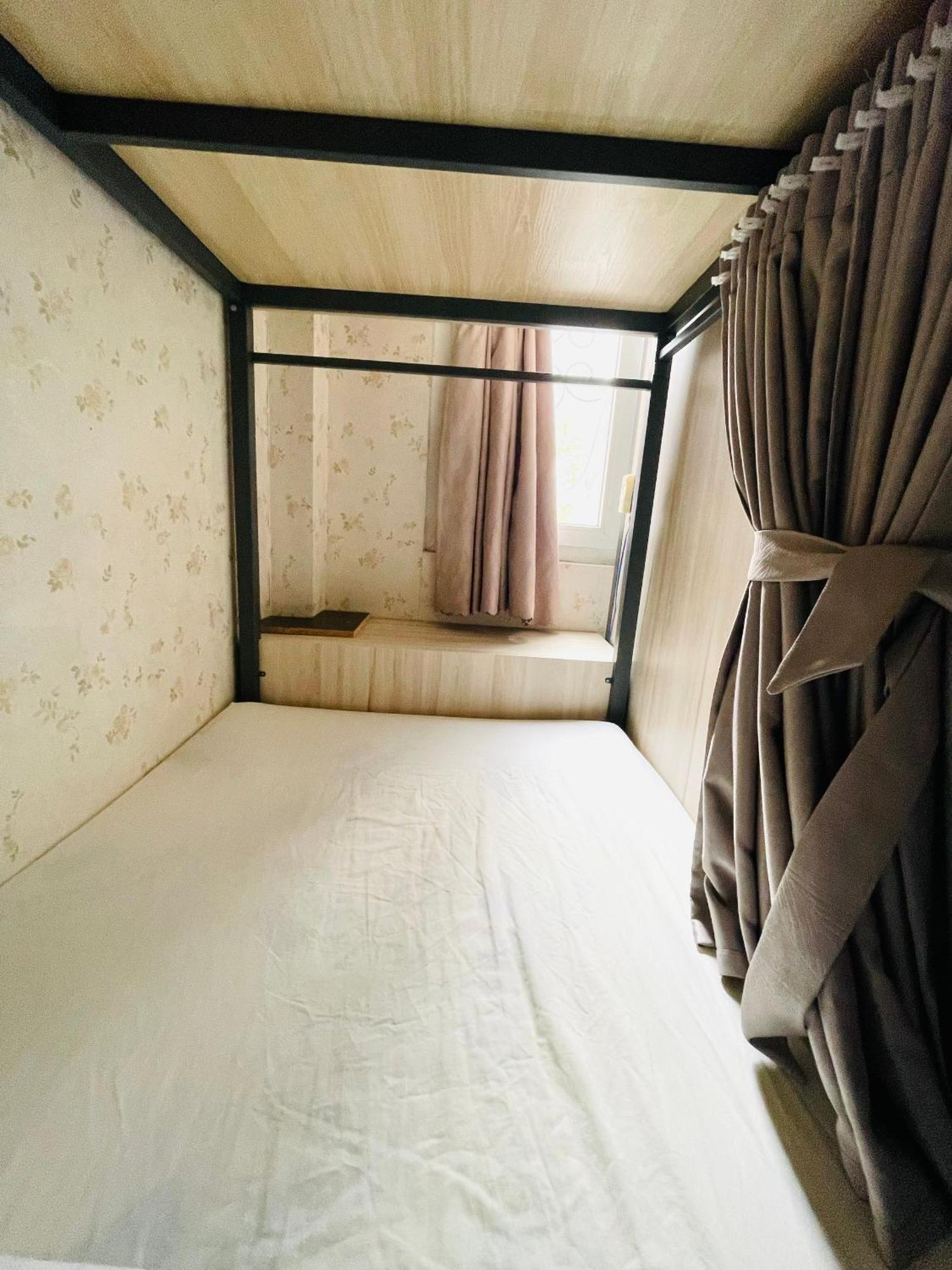 Lataland Hostel Хошимин Екстериор снимка